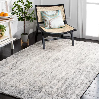 Safavieh Berber Shag Machine Made Area Rug, Grey / Ivory Shag / Flokati Style Easy Care In Gray