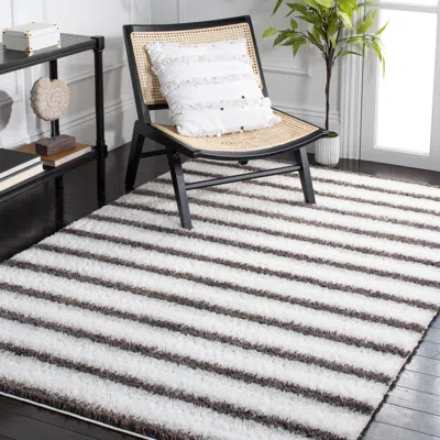 Safavieh Berber Shag Machine Made Area Rug, Ivory / Grey Shag / Flokati Style Easy Care