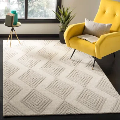 Safavieh Blossom Hand Made Area Rug, Ivory / Silver Contemporary Style Non-shedding