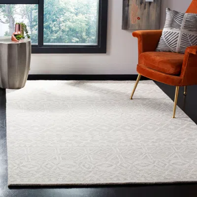 Safavieh Blossom Hand Made Area Rug, Silver / Ivory Bohemian Style Non-shedding In Neutral