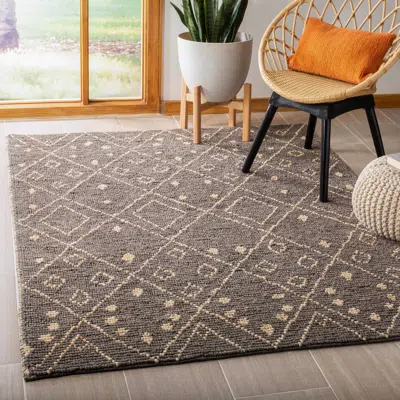 Safavieh Bohemian Hand Made Area Rug, Grey / White Bohemian Style Non-shedding In Gray