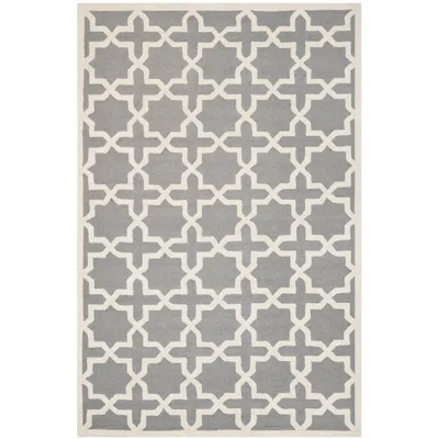 Safavieh Cambridge Cam125d 4'x6' Silver/ivory Wool Rug In Gray