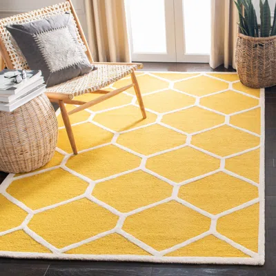 Safavieh Cambridge Hand Made Area Rug, Gold / Ivory Contemporary Style Non-shedding In Yellow