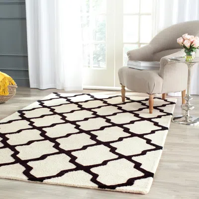 Safavieh Cambridge Hand Made Area Rug, Ivory / Black Contemporary Style Non-shedding In Neutral