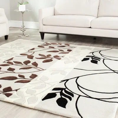 Safavieh Capri Hand Tufted Wool Floral Rug In Black;gray
