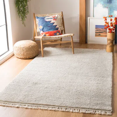 Safavieh Casablanca Hand Made Area Rug, Grey Shag / Flokati Style Non-shedding In Neutral