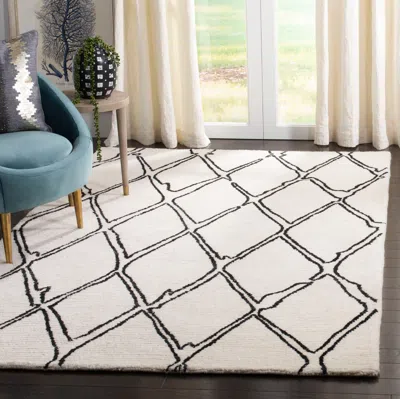 Safavieh Casablanca Hand Made Area Rug, Ivory / Black Contemporary Style Non-shedding