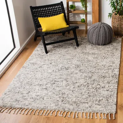 Safavieh Casablanca Hand Made Area Rug, Silver Shag / Flokati Style Non-shedding In Gray