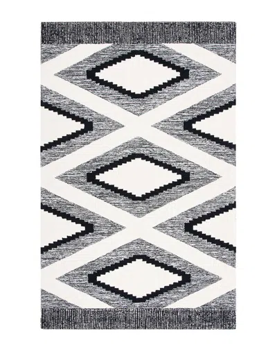 Safavieh Casablanca Hand Tufted Wool Rug In Gray