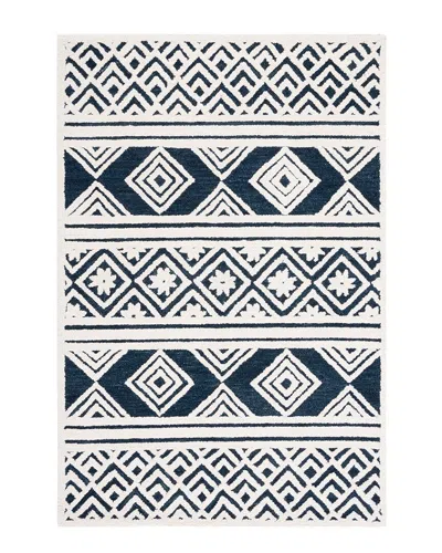 Safavieh Casablanca Hand Tufted Wool-blend Rug In Blue