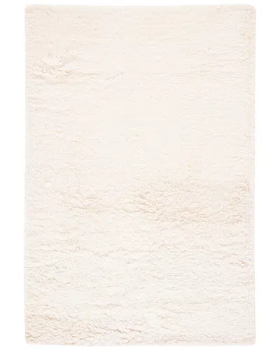 Safavieh Casablanca Hand Woven Wool-blend Rug In White