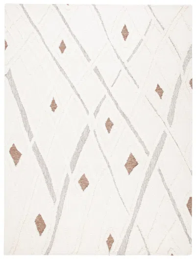 Safavieh Casablanca Handmade Rug In White