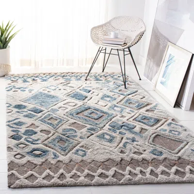 Safavieh Casablanca Shag Hand Made Area Rug, Beige / Navy Bohemian Style Non-shedding In Multi