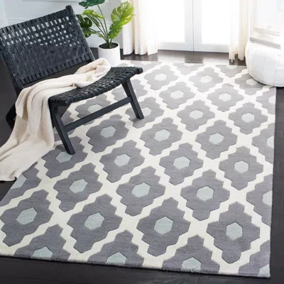 Safavieh Chatham Hand Made Area Rug, Ivory / Dark Grey Contemporary Style Non-shedding In Gray