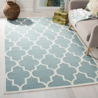 Safavieh Dhurries Hand Made Area Rug, Light Blue / Ivory Contemporary Style Non Shedding