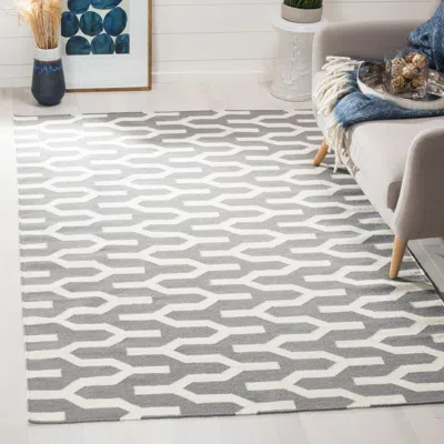 Safavieh Dhurries Hand Made Area Rug, Silver / Ivory Contemporary Style Non Shedding In Gray