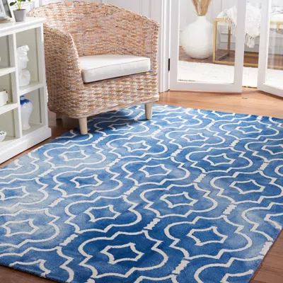 Safavieh Dip Dye Hand Made Area Rug, Blue / Ivory Contemporary Style Non Shedding