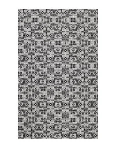 Safavieh Dnu  Augustine Rug In Gray