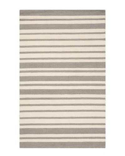 Safavieh Kids Barcode Hand-tufted Rug