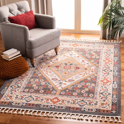 Safavieh Farmhouse Machine Made Area Rug, Charcoal / Ivory Traditional Style Easy Care In Multi