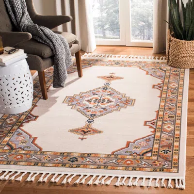 Safavieh Farmhouse Machine Made Area Rug, Grey / Cream Traditional Style Easy Care In Gray
