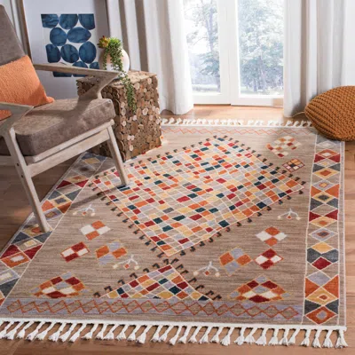 SAFAVIEH FARMHOUSE MACHINE MADE AREA RUG, TAUPE / NAVY BOHEMIAN STYLE EASY CARE