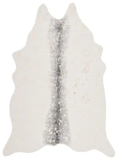 Safavieh Faux Cow Hide Rug In White