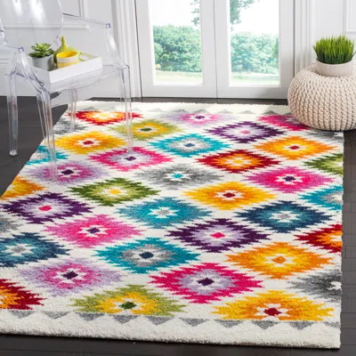Safavieh Fiesta Shag Machine Made Area Rug, Cream / Multi Bohemian Style Easy Care