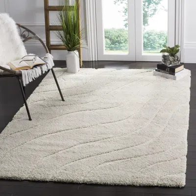 Safavieh Florida Shag Collection Power Loomed Rug In White