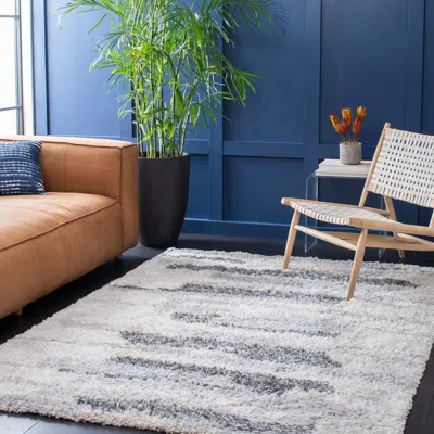 Safavieh Fontana Shag Area Rug, Grey / Ivory Modern Style Non-shedding
