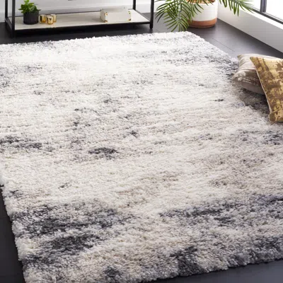 Safavieh Fontana Shag Area Rug, Ivory / Grey Flokati Style Non-shedding