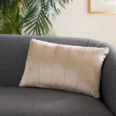 Safavieh Gressa Pillow In Burgundy