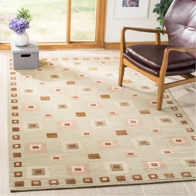 Safavieh Hand Knotted Wool Pile Geometric Rug In Green