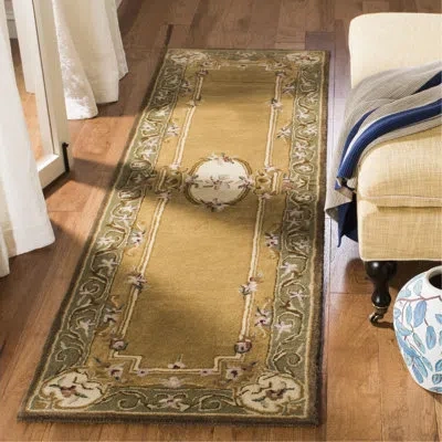 Safavieh Hand Tufted Wool Rug In Light Gold,green