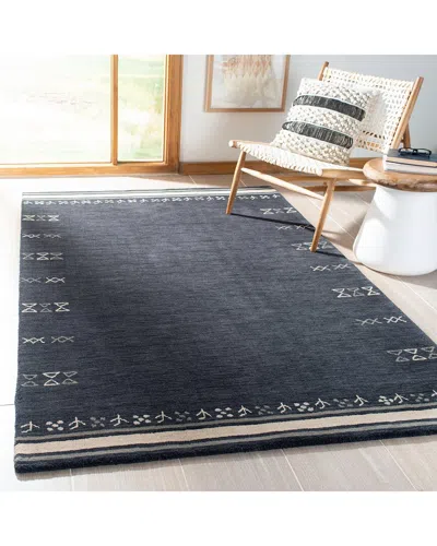 Safavieh Himalaya Brandee Hand Loomed Rug In Black