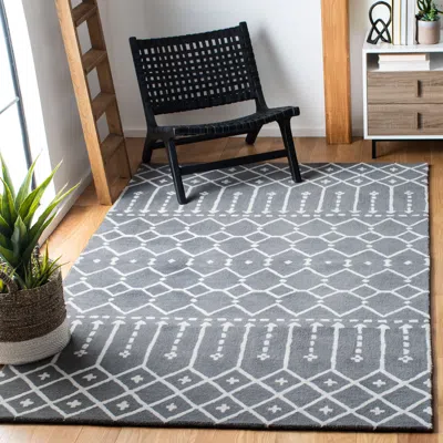 Safavieh Himalaya Hand Made Area Rug, Grey / Ivory Bohemian Style Non-shedding In Blue
