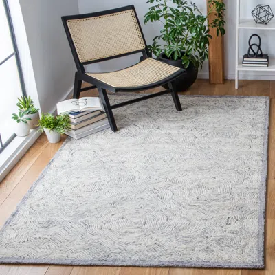 Safavieh Ikat Hand Made Area Rug, Silver Contemporary Style Non-shedding