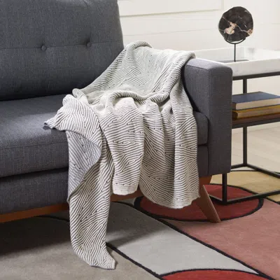 Safavieh Kappa Throw In Black