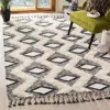 Safavieh Kenya Hand Made Area Rug, Black / Ivory Bohemian Style Non-shedding In Neutral