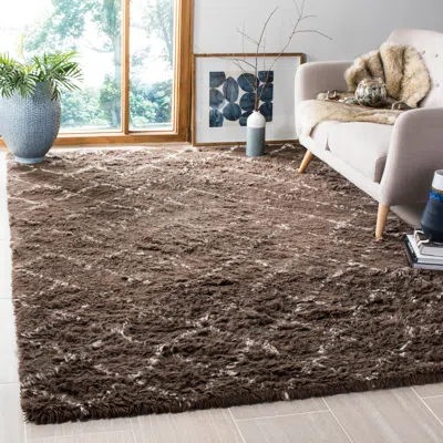Safavieh Kenya Hand Made Area Rug, Dark Grey / Ivory Shag / Flokati Style Non-shedding In Brown