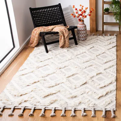 Safavieh Kenya Hand Made Area Rug, Ivory / Grey Bohemian Style Non-shedding In Neutral