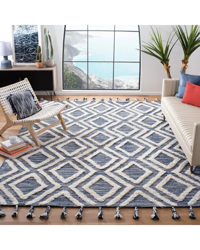 Safavieh Kenya Hand Tufted Wool Rug In Blue