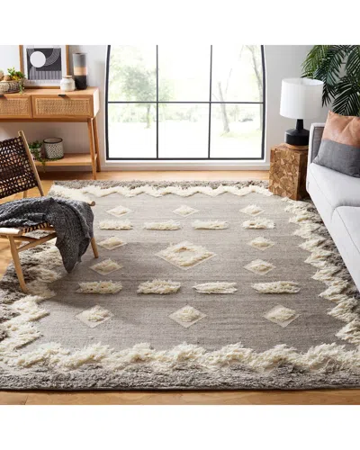 Safavieh Kenya Hand Woven Wool Rug In Gray