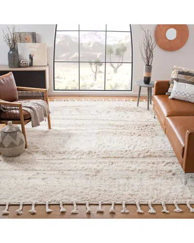 Safavieh Kenya Hand Woven Wool Rug In Multi