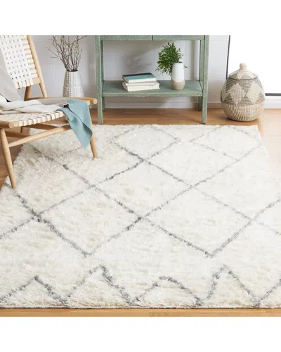 Safavieh Kenya Hand Woven Wool-blend Rug In White