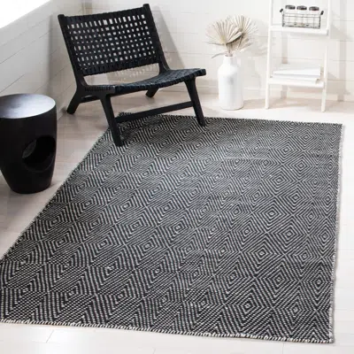 Safavieh Kilim Flat Weave Area Rug, Black / Ivory Contemporary Style Easy Care