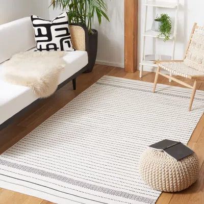Safavieh Kilim Flat Weave Area Rug, Ivory Bohemian Style Easy Care In Neutral