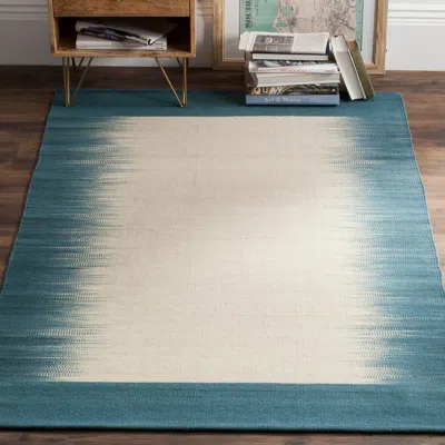 Safavieh Kilim Hand Made Area Rug, Beige / Light Blue Contemporary Style Non-shedding