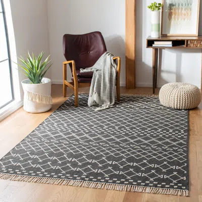 Safavieh Kilim Hand Made Area Rug, Charcoal / Ivory Bohemian Style Non-shedding In Gray