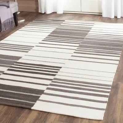 Safavieh Kilim Hand Woven Flat Weave Wool/cotton Striped Rug In Ivory/brown In Brown;ivory